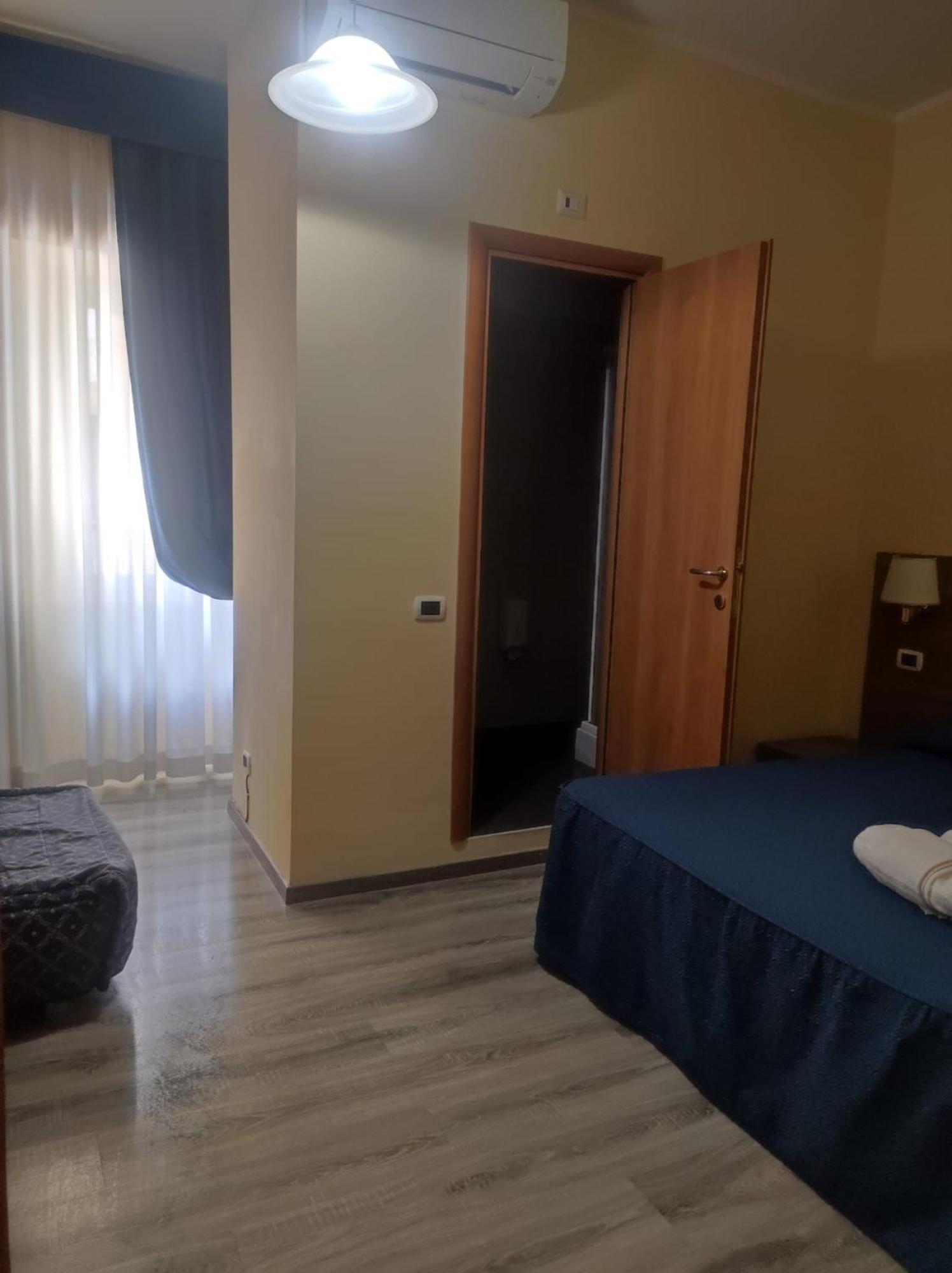 Accommodation Corallo Rome Bagian luar foto